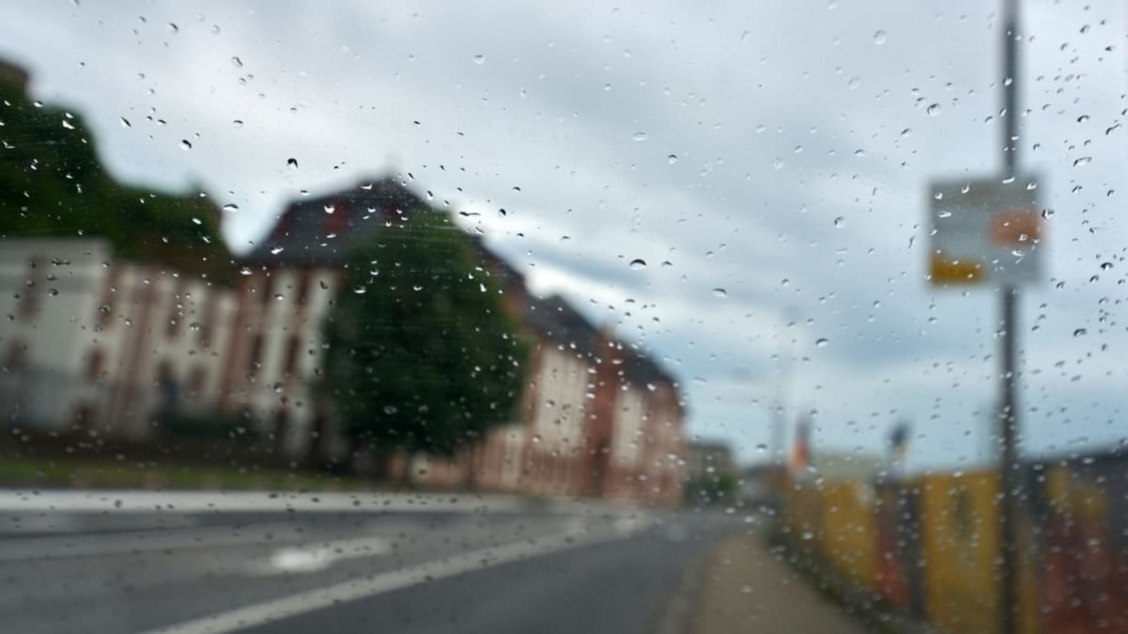 Hier drohen Gewitter in BW (Archivbild).Thomas Frey/dpa Hier drohen Gewitter in BW (Archivbild).Thomas Frey/dpa