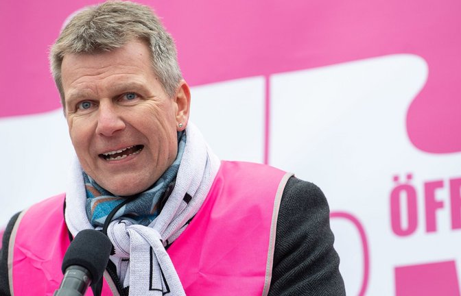 Kai Rosenberger, der Vorsitzende des baden-württembergischen Beamtenbunds, ist einigermaßen zufrieden mit der Entscheidung der Landesregierung.<span class='image-autor'>Foto: dpa/Marijan Murat</span>