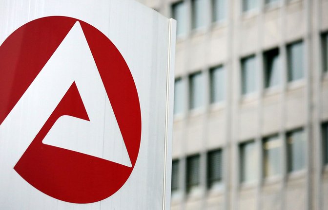 Die Zahl der Arbeitslosen in Deutschland ist im Mai wieder unter die Grenze von drei Millionen gesunken (Symbolbild).<span class='image-autor'>Foto: Oliver Berg/dpa</span>
