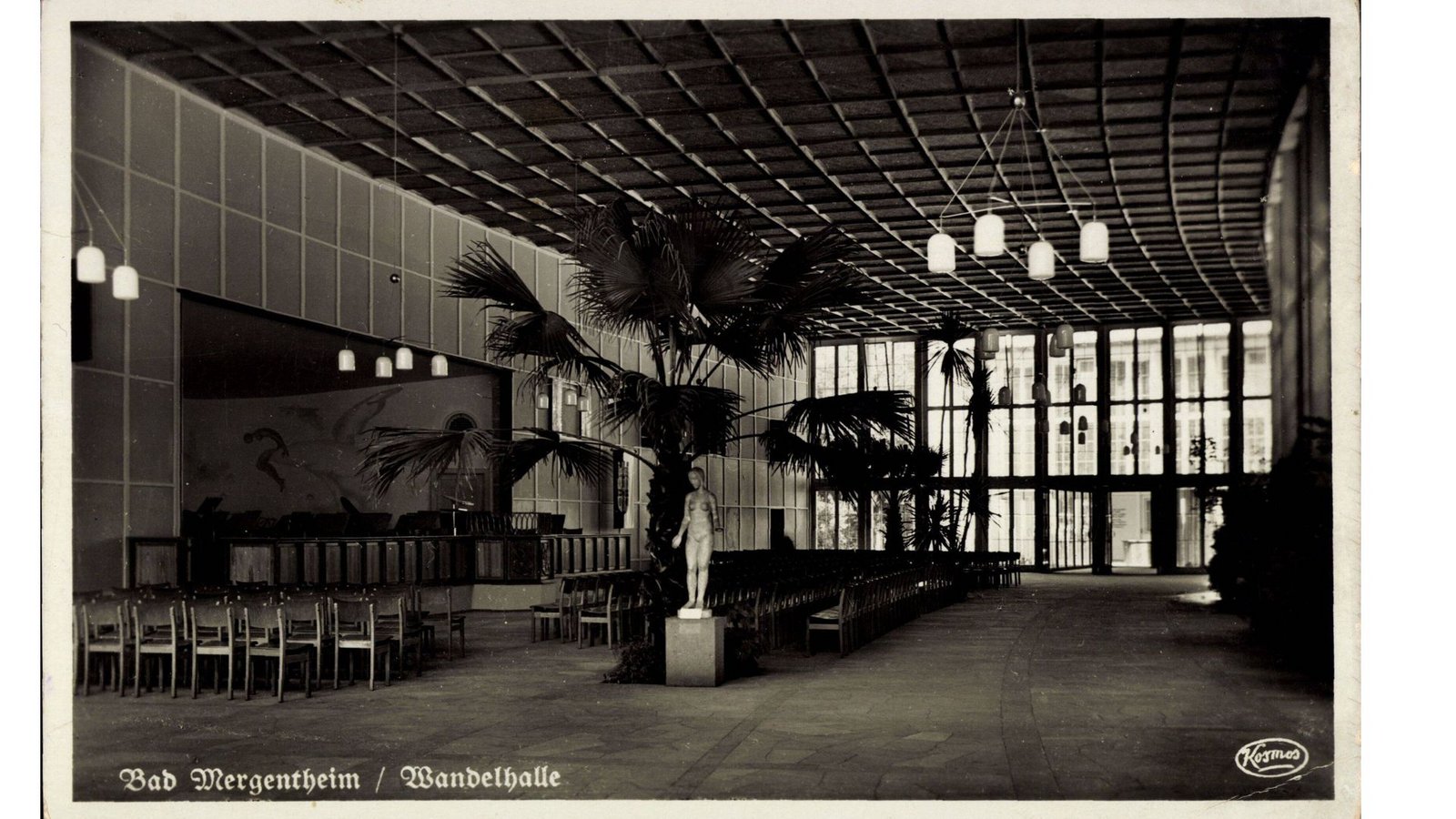 Archivfoto der denkmalgeschützten Wandelhalle. Das Gebäude wurde 1934/35 vom Architekten Eduard Krüger zwischen den einige Jahre früher errichteten Gebäuden des Parkhotels und des Trinktempels erbaut. Stilistisch steht sie zwischen der Heimatschutzarchitektur und dem Neuen Bauen.Foto: imago images/Arkivi/ via www.imago-images.de Archivfoto der denkmalgeschützten Wandelhalle. Das Gebäude wurde 1934/35 vom Architekten Eduard Krüger zwischen den einige Jahre früher errichteten Gebäuden des Parkhotels und des Trinktempels erbaut. Stilistisch steht sie zwischen der Heimatschutzarchitektur und dem Neuen Bauen.Foto: imago images/Arkivi/ via www.imago-images.de