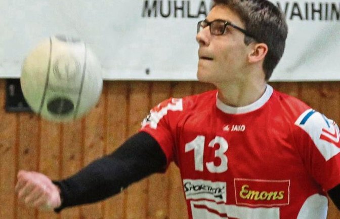 Jakob Kilpper hat den wegen einer Erkältung und dann wegen Trainingsrückstands fehlenden Tobias Rommel auf der Abwehrposition hinten rechts gut vertreten. Foto: Nachreiner