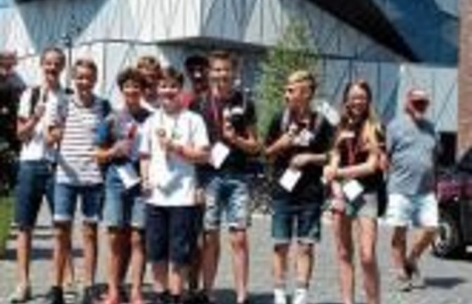 Vaihinger Gymnasiasten auf der Experimenta.  Foto: p