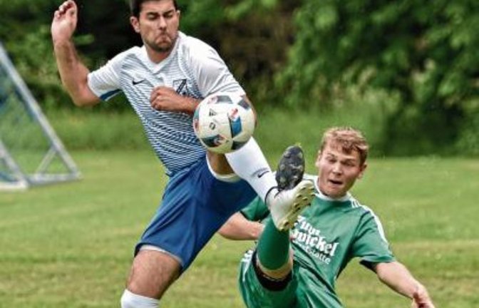 Für Steffen Weeber (rechts) ist der erste Gegner der neuen Saison der letzte der alten – Iptingen spielt gegen Sönmez Bietigheim. Foto: Leitner