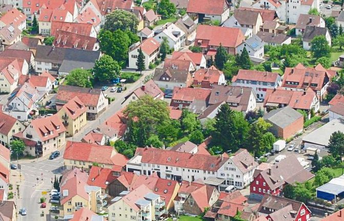Auf 3,7 Hektar erstreckt sich das Sanierungsgebiet in Sersheim zwischen Vaihinger Straße, Ludwigstraße und Schloßstraße. Fotos: Helbeck/Bögel