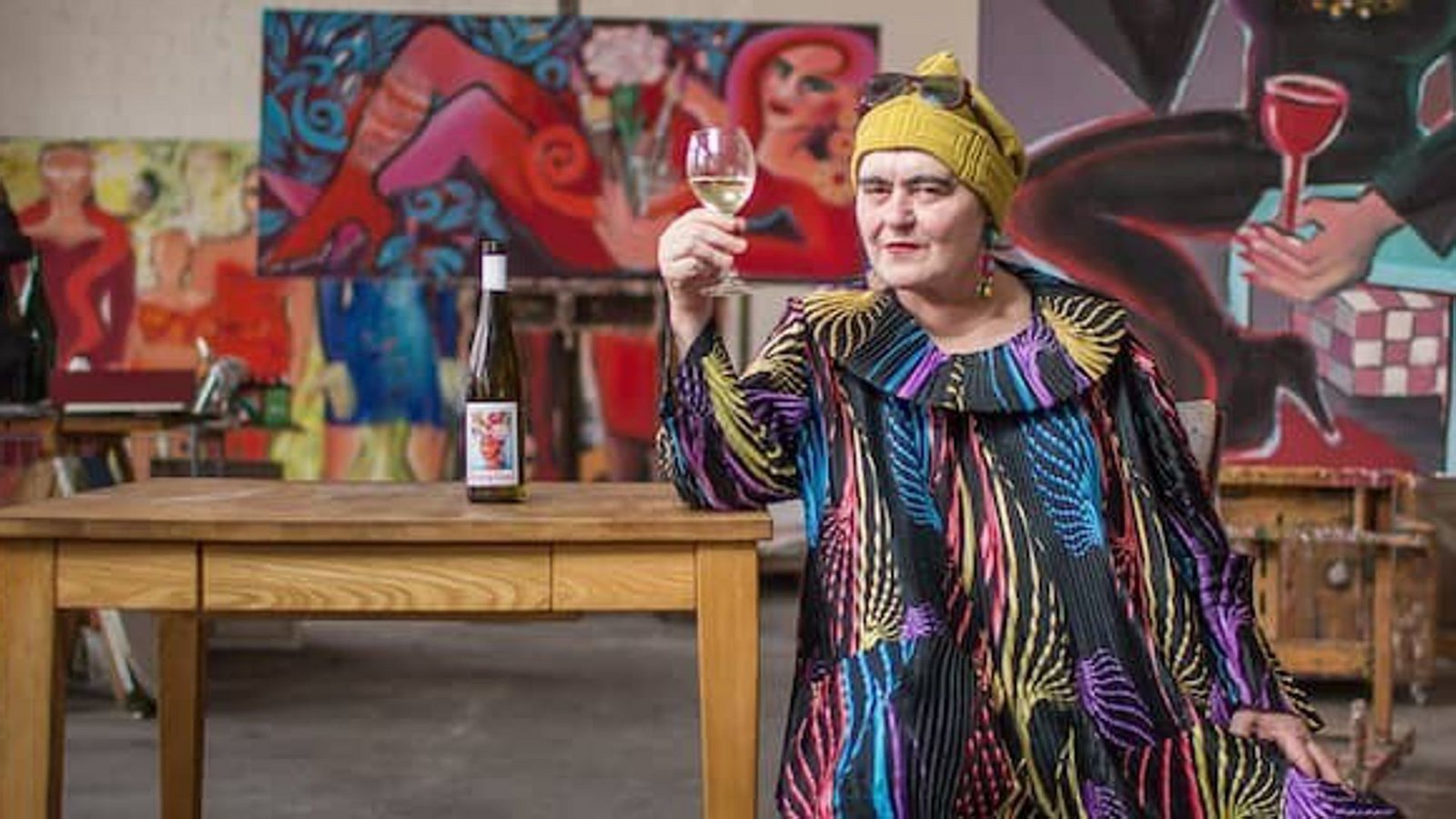 Elvira Bach (hier in ihrem Atelier in Berlin) ist am 28. Oktober Gast der Dialogreihe „Über Kunst“ in der StaatsgalerieFoto: Michael Hübner Elvira Bach (hier in ihrem Atelier in Berlin) ist am 28. Oktober Gast der Dialogreihe „Über Kunst“ in der StaatsgalerieFoto: Michael Hübner