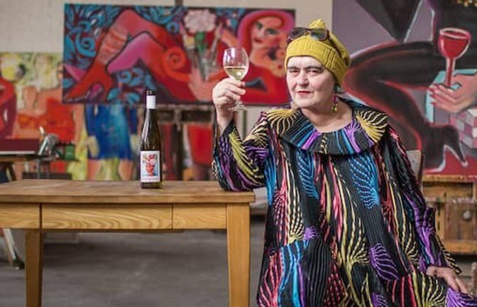 Elvira Bach (hier in ihrem Atelier in Berlin) ist am 28. Oktober Gast der Dialogreihe „Über Kunst“ in der Staatsgalerie<span class='image-autor'>Foto: Michael Hübner</span>
