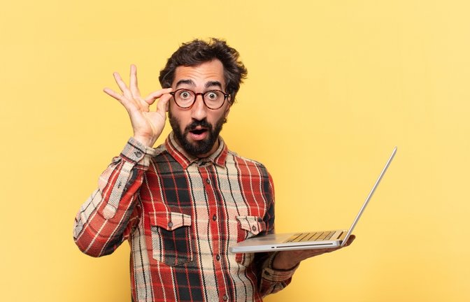 Klischeehaftes Bild eines Nerds.<span class='image-autor'>Foto: Kues / shutterstock.com</span>