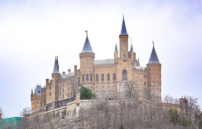 War auch schon Filmkulisse für Hollywood: Die Burg Hohenzollern bei Bisingen im Zollernalbkreis.<span class='image-autor'>Foto: Bernd Weißbrod/dpa</span>