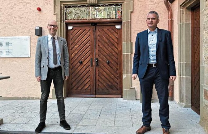 Landtagskandidat Torsten Liebig (links) und Bürgermeister Holger Albrich trafen sich zum Meinungsaustausch.  Foto: p