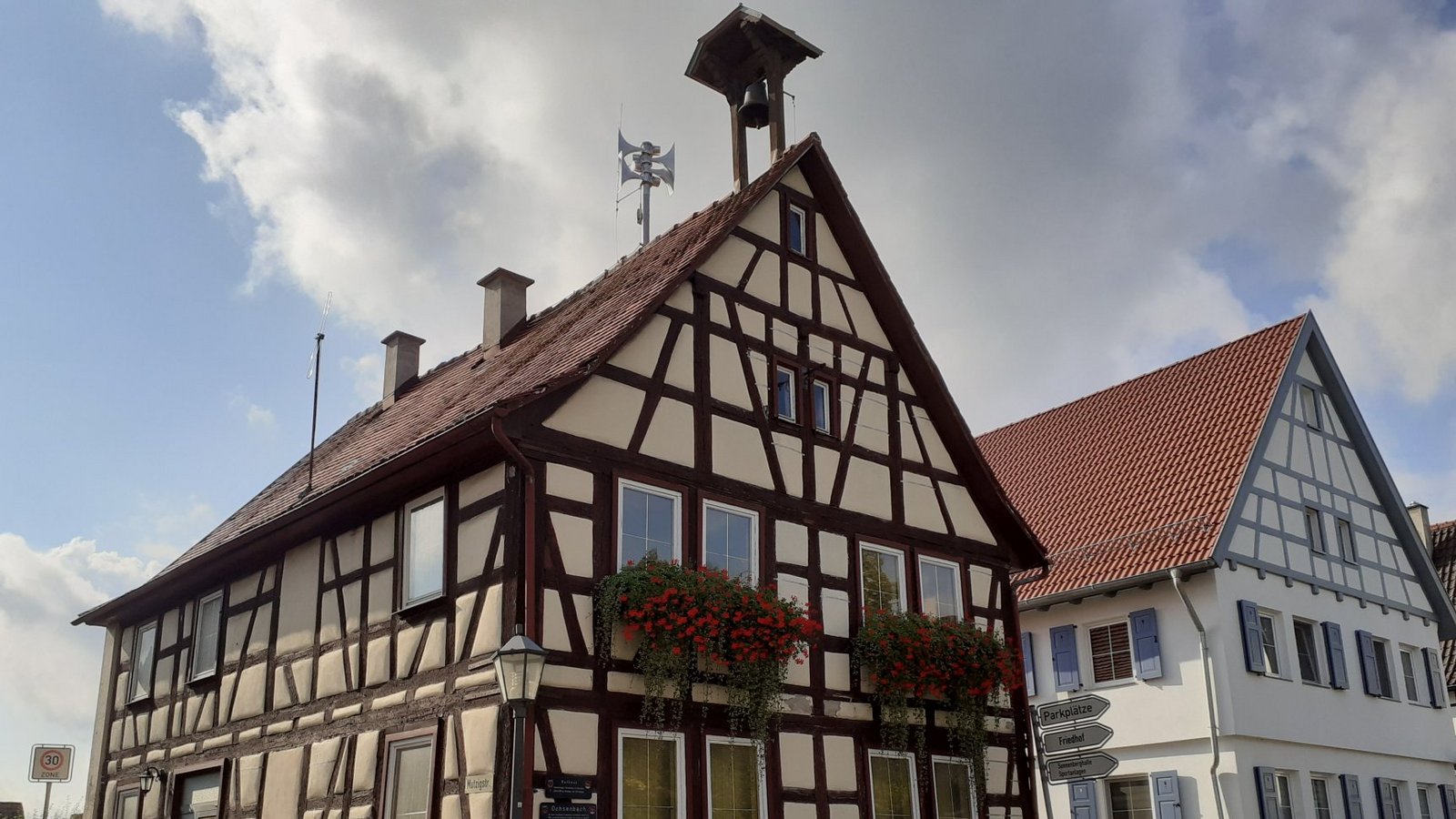 Die Verwaltungsstelle in Ochsenbach muss renoviert werden. Foto: Glemser Die Verwaltungsstelle in Ochsenbach muss renoviert werden. Foto: Glemser