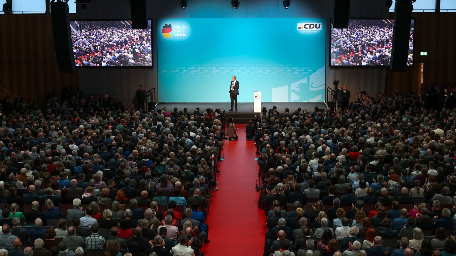 Friedrich Merz sprach am Samstag im Carmen-Würth-Forum in Künzelsau auf einer CDU-Wahlveranstaltung.Foto: dpa/Daniel Löb