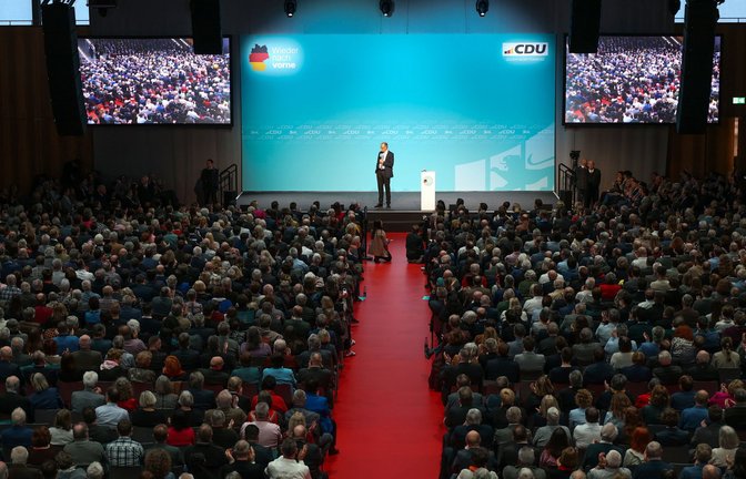 Friedrich Merz sprach am Samstag im Carmen-Würth-Forum in Künzelsau auf einer CDU-Wahlveranstaltung.<span class='image-autor'>Foto: dpa/Daniel Löb</span>