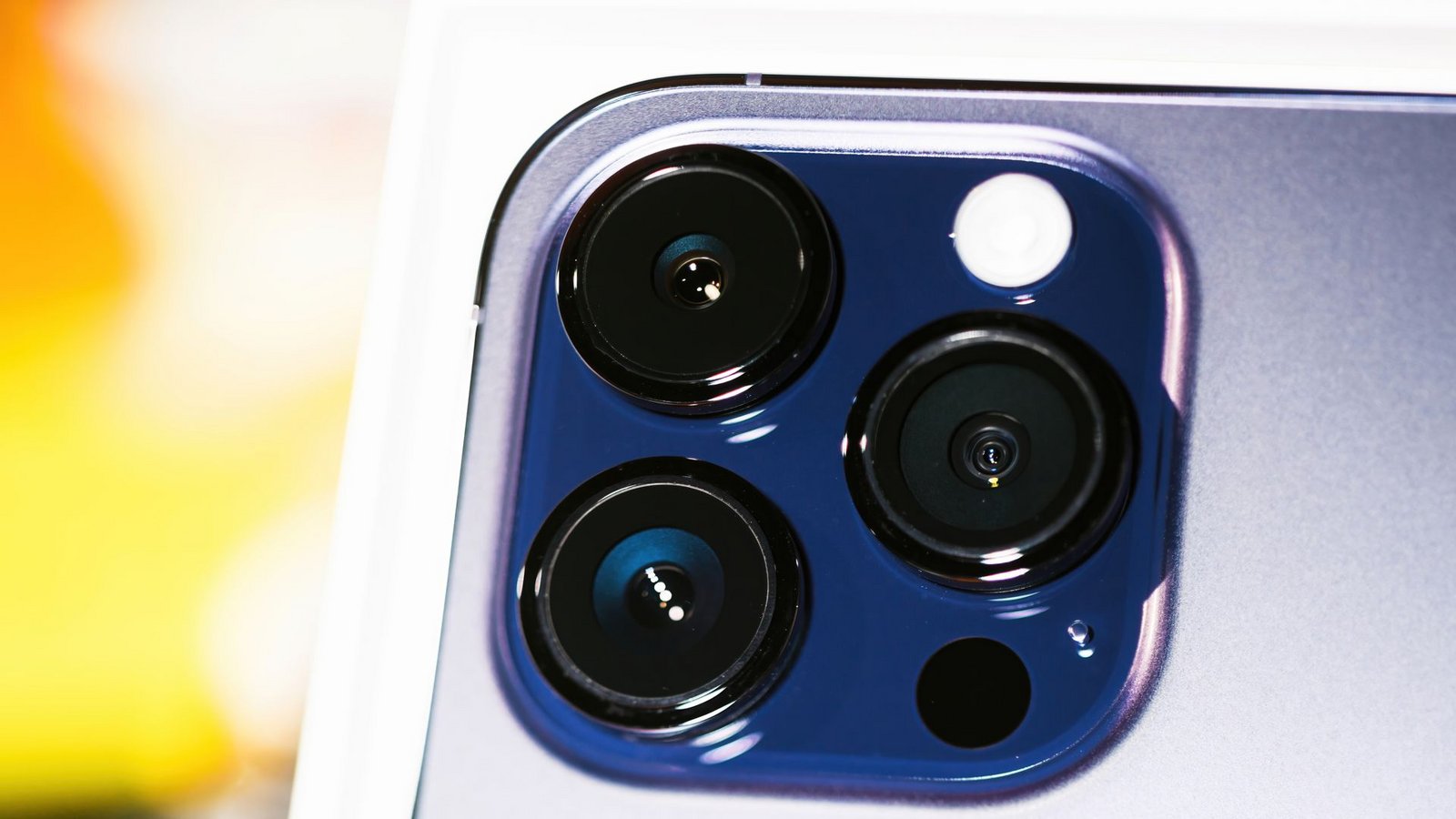 Apple-Kunden weist auf Probleme mit der Kamera eines seiner Modelle hin.Foto: Imago/hadrian - ifeelstock