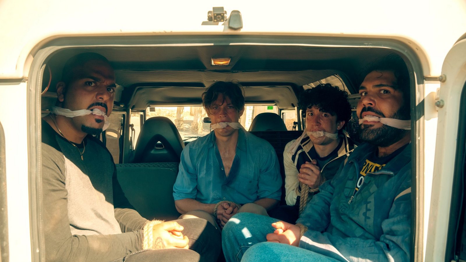Leonidas Emre Pakkan, Damian Hardung, Maximilian Mundt und Danilo Kamperidis.Foto: Paul Hepper/Netflix Leonidas Emre Pakkan, Damian Hardung, Maximilian Mundt und Danilo Kamperidis.Foto: Paul Hepper/Netflix