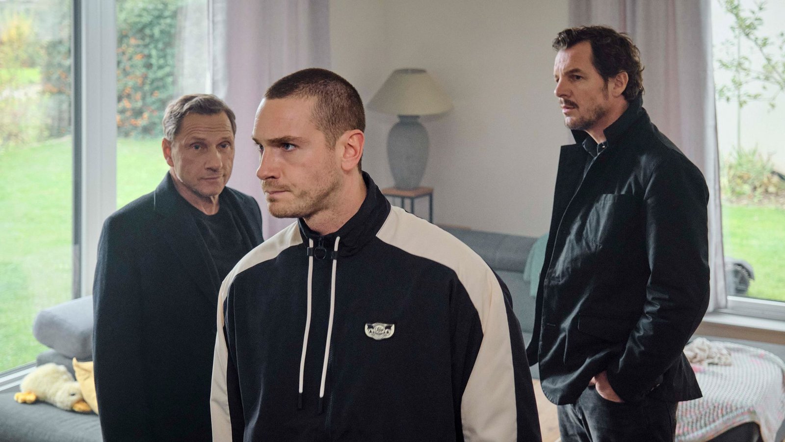 Niclas Slowinski (Louis Nitsche) verschweigt ihnen etwas, davon sind Thorsten Lannert (Richy Müller) und Sebastian Bootz (Felix Klare) überzeugt.Foto: SWR//
Benoît Linder