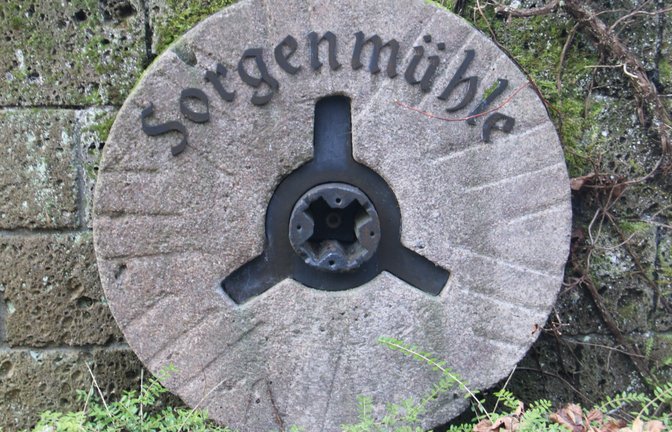 Stein des Anstoßes: Die Umbenennung der Sorgenmühle in Kreuzbachmühle. Foto: Archiv/RückeR