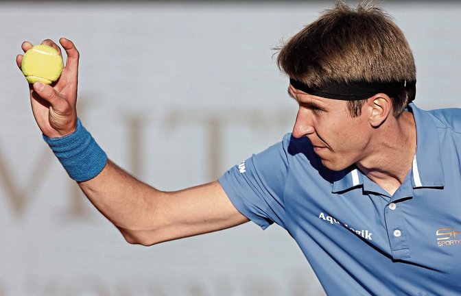 Volle Konzentration auf die anspruchsvolle Aufgabe bei den US-Open: Cedrik-Marcel Stebe vor dem Aufschlag Foto: Archiv/Küppers