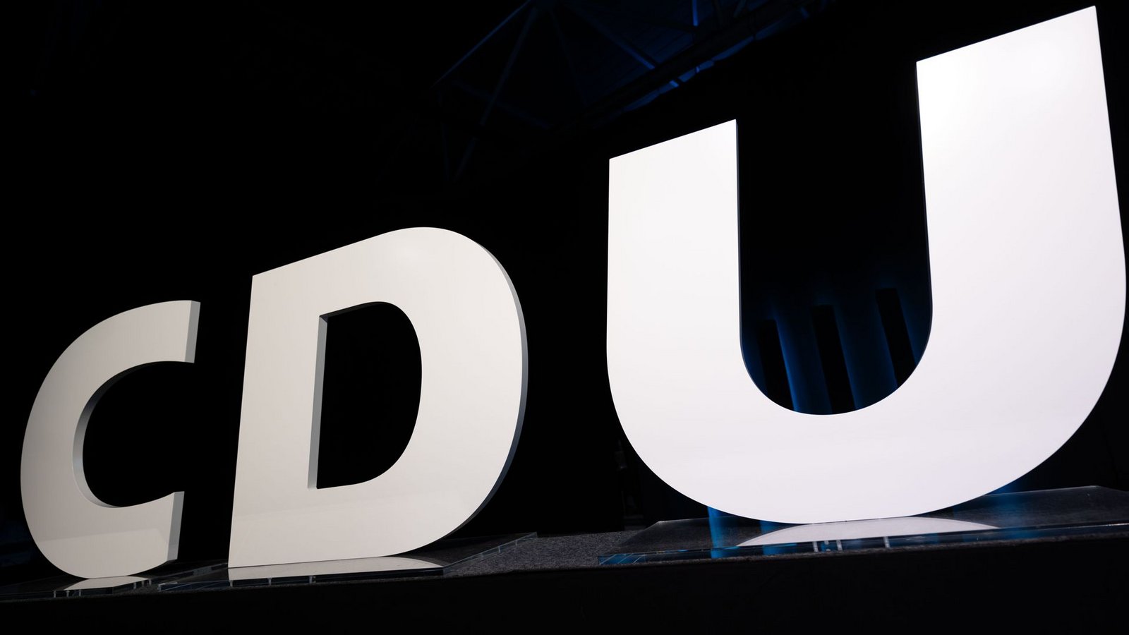Die CDU kündigte ein Ausschlussverfahren an.Foto: dpa/Hendrik Schmidt Die CDU kündigte ein Ausschlussverfahren an.Foto: dpa/Hendrik Schmidt