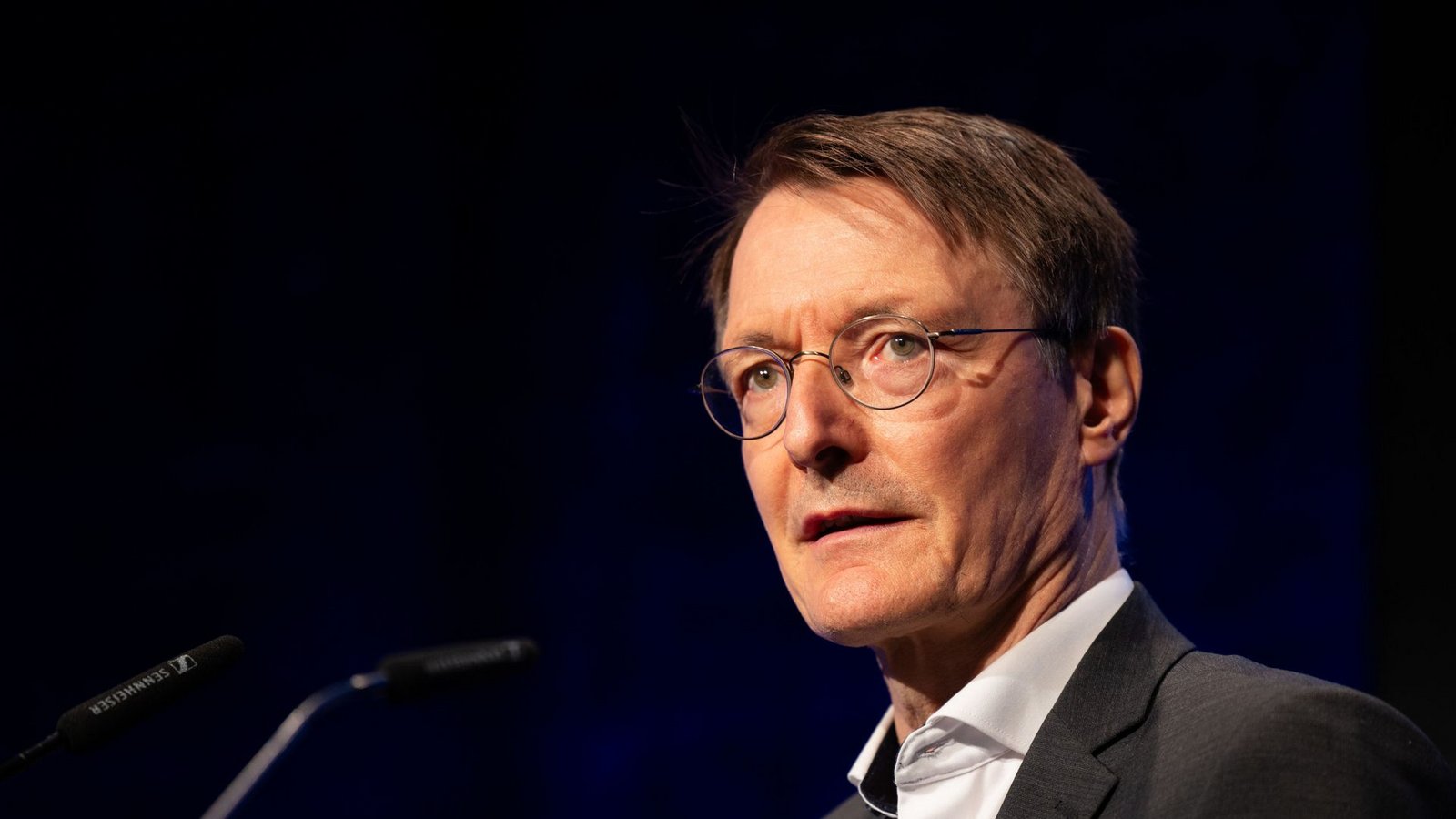 350 000 Menschen sterben hierzulande jedes Jahr an Herz-Kreislauf-Erkrankungen. Karl Lauerbach will das ändern.Foto: dpa/Lando Hass 350 000 Menschen sterben hierzulande jedes Jahr an Herz-Kreislauf-Erkrankungen. Karl Lauerbach will das ändern.Foto: dpa/Lando Hass