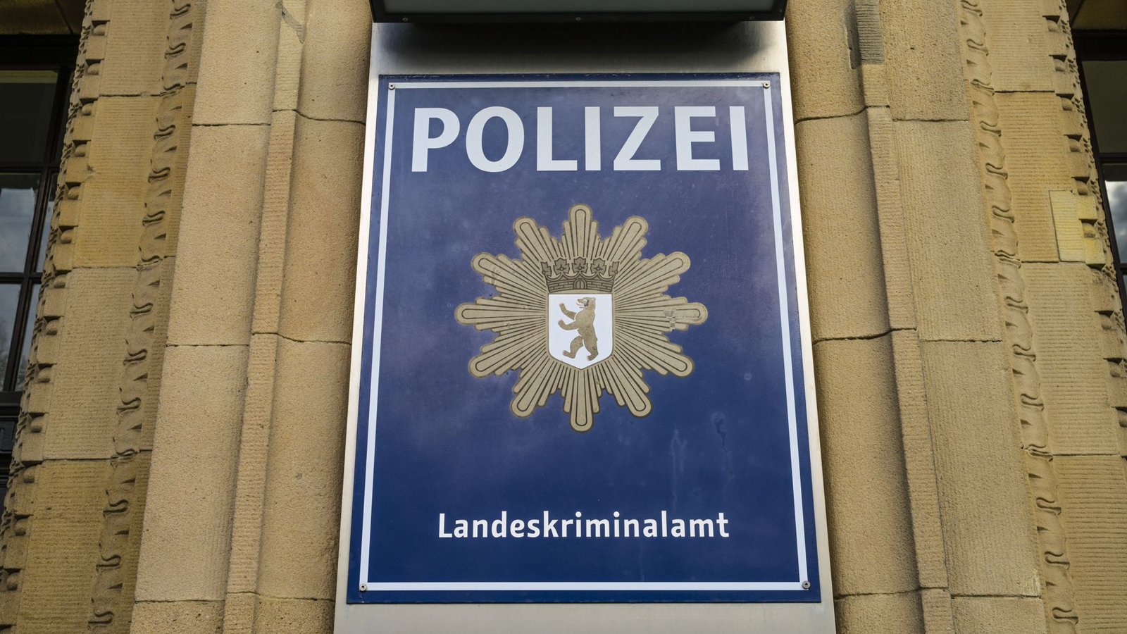 Der Ukraine-Krieg führt nach Einschätzung der Polizei auch in Deutschland und Berlin zu verstärkter Kriminalität (Symbolfoto).Foto: IMAGO/Schöning/IMAGO/Schoening