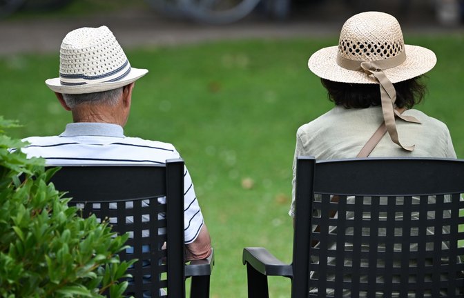 Die DGB-Rentenkommission verspricht ein besseres Auskommen im Alter. (Symbolbild)<span class='image-autor'>Foto: Arne Dedert/dpa</span>