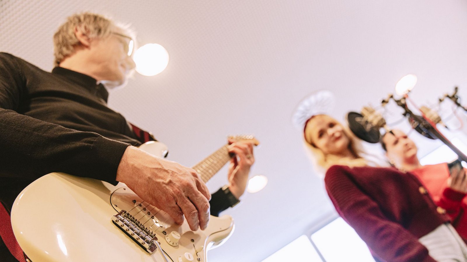 Einem Großteil der Schmerzpatienten kann durch Musiktherapie geholfen werden.Foto: Klinikum Stuttgart/Tobias Grosser Einem Großteil der Schmerzpatienten kann durch Musiktherapie geholfen werden.Foto: Klinikum Stuttgart/Tobias Grosser