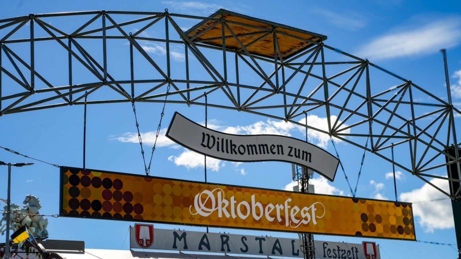 Das Oktoberfest bleibt heute bis auf Weiteres geschlossen.Foto: Sandra Alkado / shutterstock.com