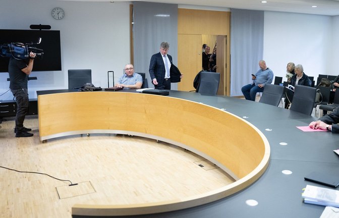 Der sächsische Verfassungsschutz darf das AfD-Mitglied Roland Ulbrich trotz seiner Abgeordnetentätigkeit beobachten.<span class='image-autor'>Foto: dpa/Sebastian Kahnert</span>