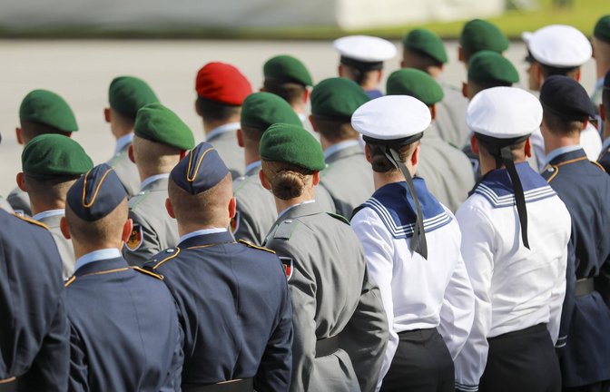 Immer wieder werden auch Einrichtungen der Bundeswehr ausspioniert.<span class='image-autor'>Foto: imago/A. Friedrichs</span>