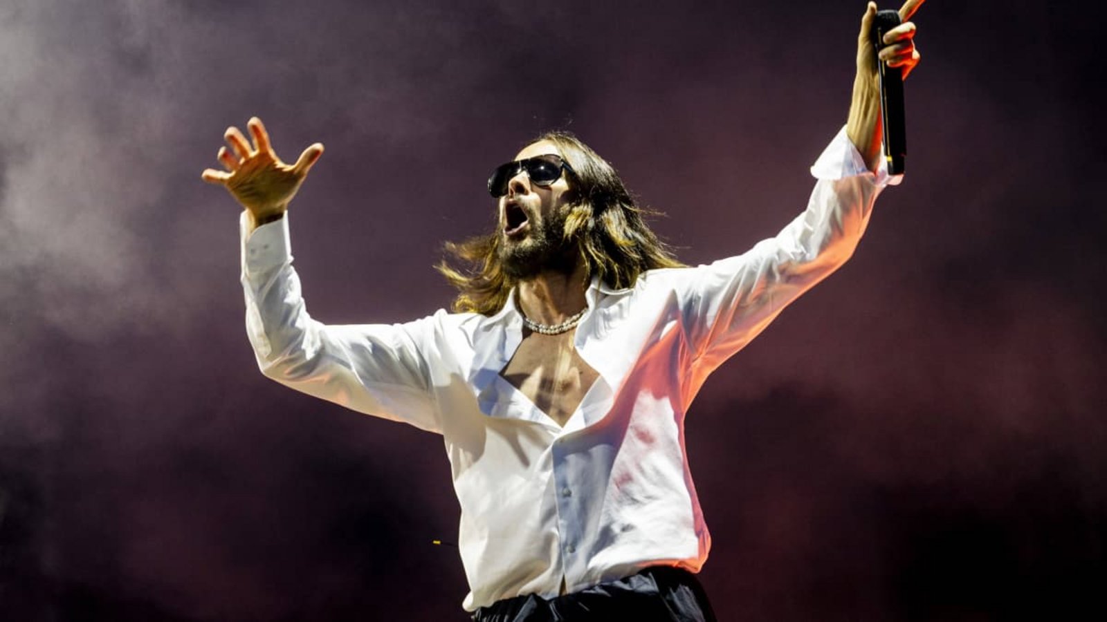 Jared Leto hat die Band Thirty Seconds To Mars zusammen mit seinem Bruder Shannon Leto gegründet.Imago/NurPhoto Jared Leto hat die Band Thirty Seconds To Mars zusammen mit seinem Bruder Shannon Leto gegründet.Imago/NurPhoto