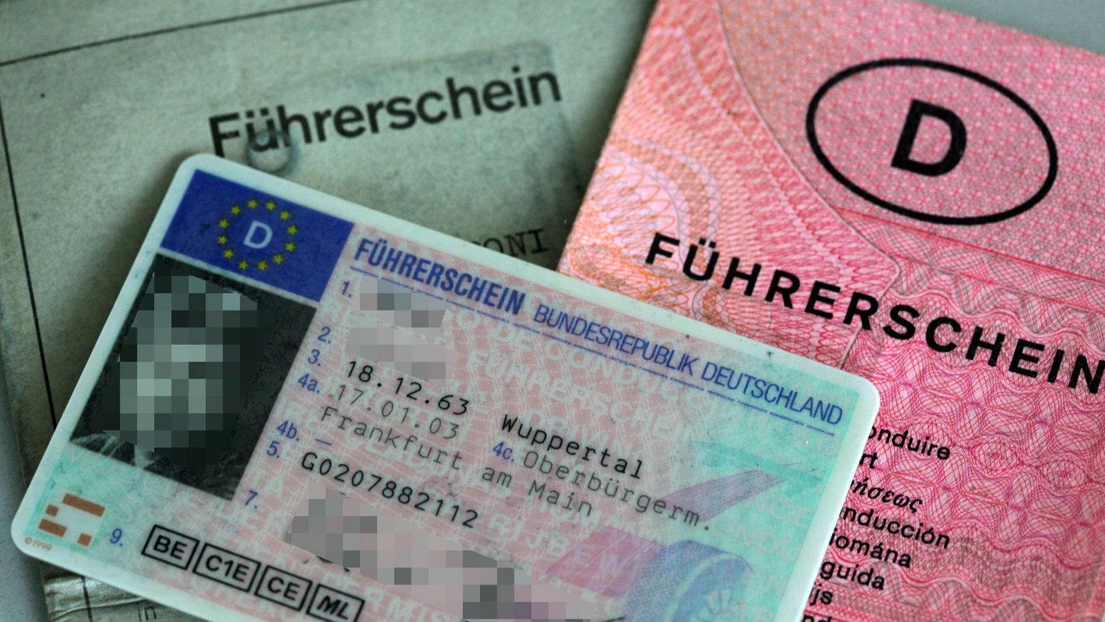 Müssen ältere Menschen bald alle fünf Jahre eine Führerscheinprüfung machen?Foto: dpa/Oliver Berg