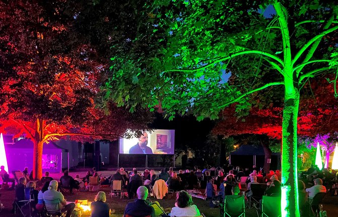 Eine Open-Air-Veranstaltung des Kinomobils hat in Oftersheim ein breites Publikum angesprochen. Der Verein zeigt auch  Filme für Kinder und Jugendliche.<span class='image-autor'>Foto: Kinomobil</span>