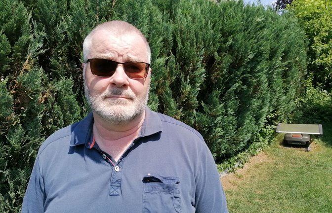 Dietmar S. ist auf einem Auge so gut wie blind – und überzeugt, dass er unter einem Impfschaden leidet.<span class='image-autor'>Foto: Christian Gottschalk</span>