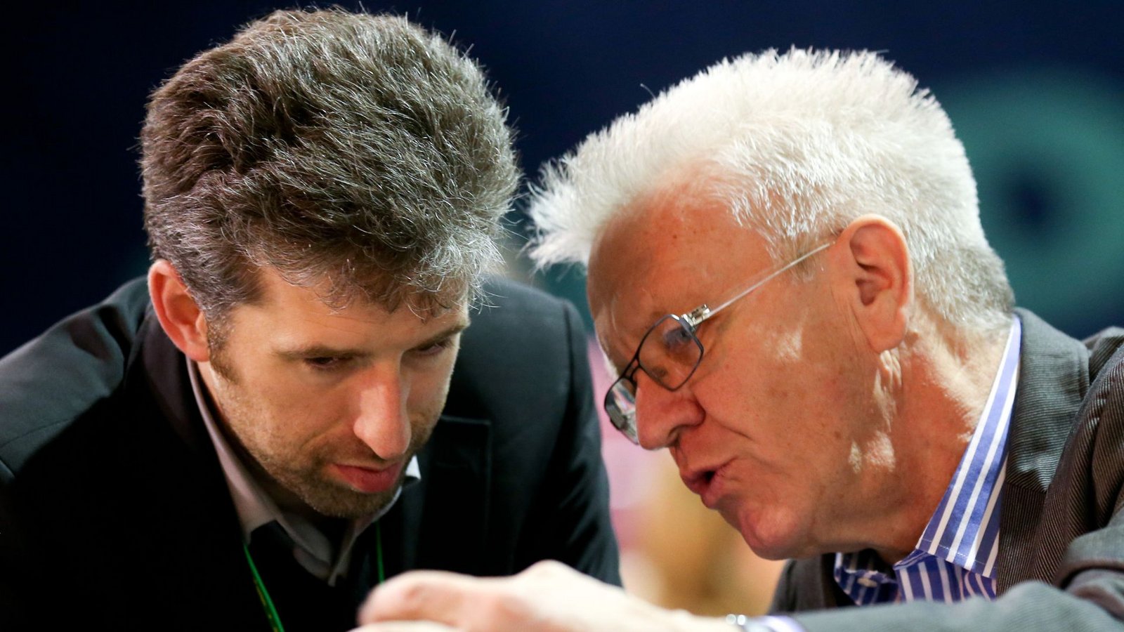 Winfried Kretschmann (rechts) und Boris Palmer pflegen nach den Worten Kretschmanns noch engen Kontakt.Foto: dpa/Kay Nietfeld Winfried Kretschmann (rechts) und Boris Palmer pflegen nach den Worten Kretschmanns noch engen Kontakt.Foto: dpa/Kay Nietfeld