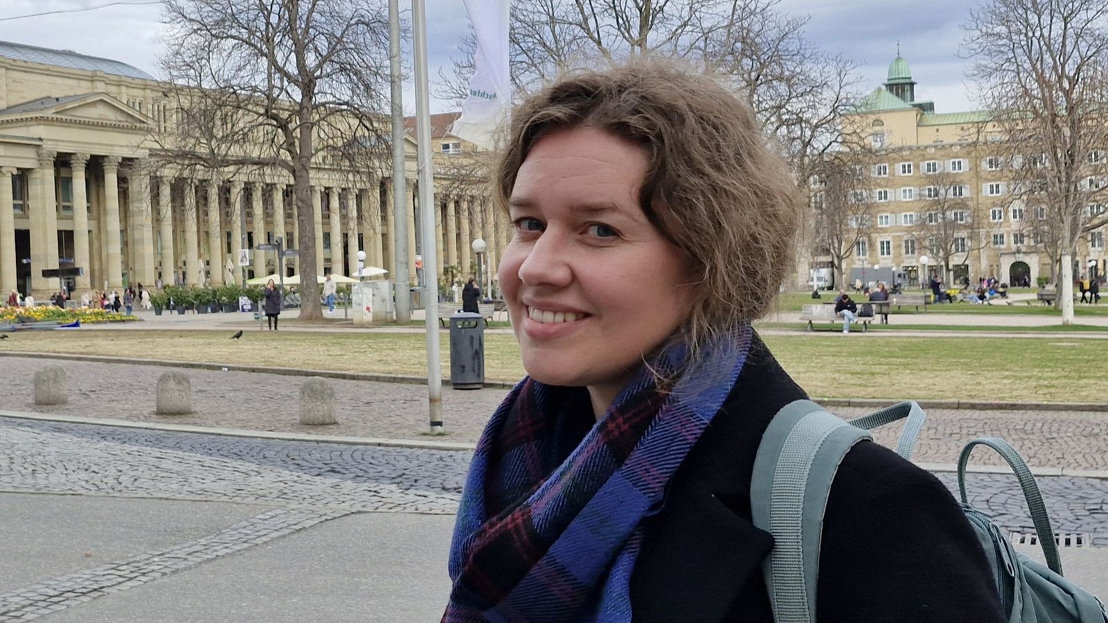 In ihrem Roman reist Elli Unruh zurück in die versunkenen Welt ihrer deutschen Vorfahren in der Sowjetunion, als Autorin bald zur Verleihung des Leipziger Buchpreises.Foto: Stefan Kister