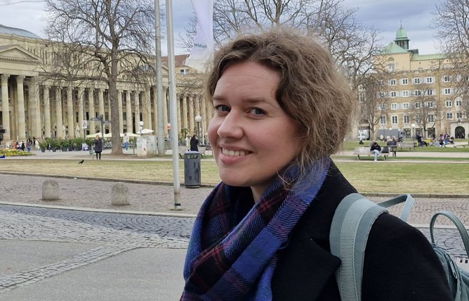 In ihrem Roman reist Elli Unruh zurück in die versunkenen Welt ihrer deutschen Vorfahren in der Sowjetunion, als Autorin bald zur Verleihung des Leipziger Buchpreises.<span class='image-autor'>Foto: Stefan Kister</span>