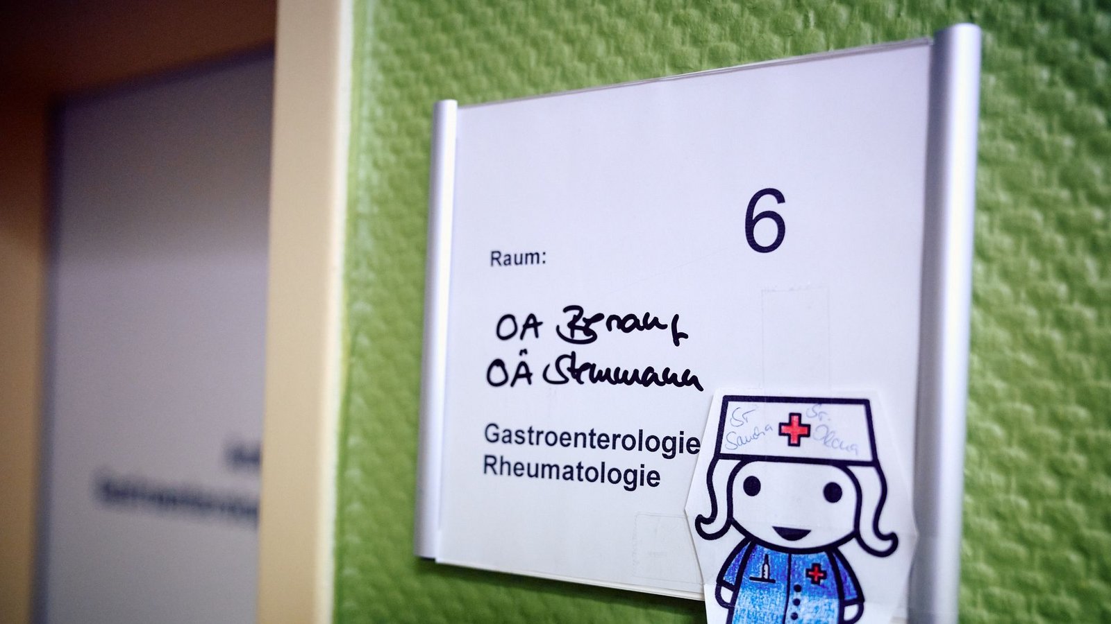 In der Gastroambulanz der Kinderklinik des Klinikums Dortmund finden Untersuchungen zur Zöliakie bei Kindern statt.Foto: Bernd Thissen/dpa