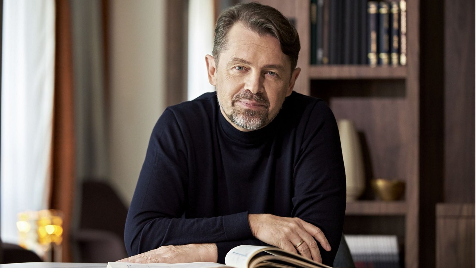 Der Dirigent Andrey BoreykoFoto: Michal Zagórny