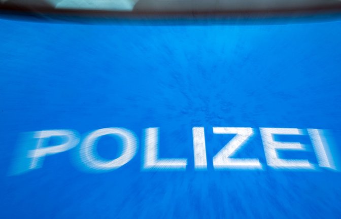 Die Polizei hat ihre Ermittlungen aufgenommen. (Symbolbild)<span class='image-autor'>Foto: dpa/Jens Büttner</span>