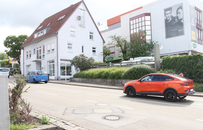 Unter der Gerberstraße liegt das Regenüberlaufbecken, das saniert werden muss. Der Verkehr wird dann einspurig in Richtung Enz an der Baustelle vorbeigeleitet. Der Gegenverkehr muss eine andere Route nehmen.  <span class='image-autor'>Foto: Banholzer</span>