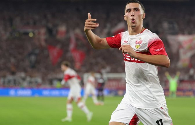 Oh la la – der VfB-Techniker Bilal El Khannouss bietet eine glänzende Vorstellung.<span class='image-autor'>Baumann/Volker Mueller</span>