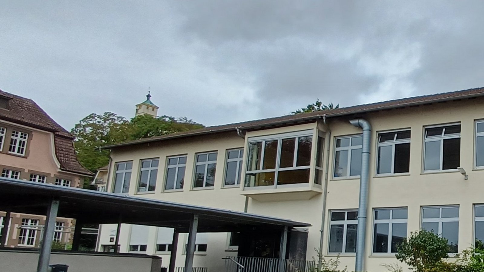 Vor allem im Untergeschoss von Gebäude 3 der Vaihinger Schlossbergschule müssen Maßnahmen gegen die Radon-Belastung ergriffen werden. Der Einbau einer Be- und Entlüftungsanlage kostet allerdings einiges.  Archivfoto: VKZ/Rücker