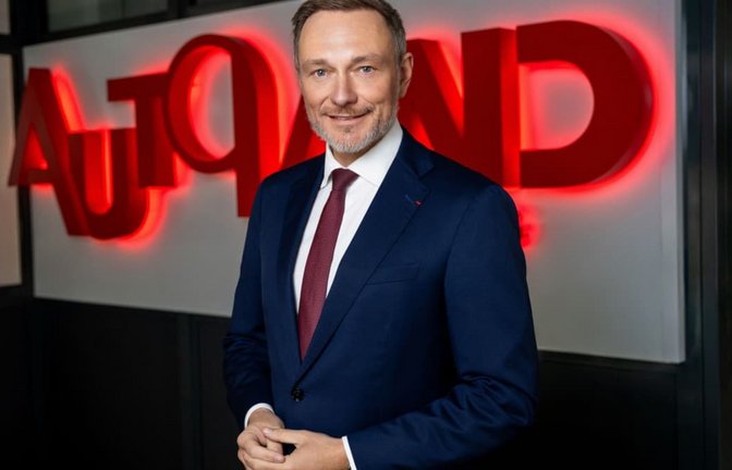 Christian Lindner ist seit Anfang 2026 stellvertretender Vorstandsvorsitzender der Autoland AG, die Auto.de im November 2025 übernommen hatte.<span class='image-autor'>Luca Geselle/Autoland AG/obs/dpa</span>
