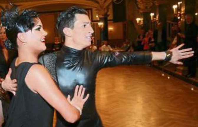 Sicherten sich den Sieg in der Hauptgruppe A Latein beim Pfingstturnier in der Musikhalle: Savio Costante und Laura Campanile vom TSC Residenz Ludwigsburg  Foto: privat