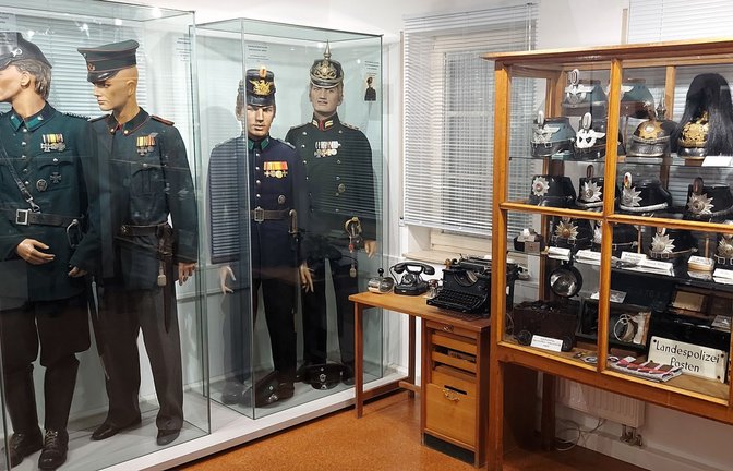 Das Polizeimuseum in Dettenhausen beherbergt alles rund um das Thema Polizei - von Uniformen über Abzeichen bis hin zu Pickelhauben.<span class='image-autor'>Foto: privat</span>