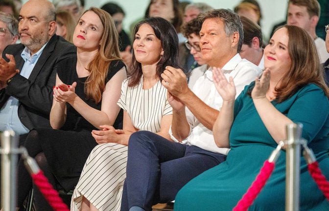 Im Wahlkampf schließen die Grünen die Reihen.<span class='image-autor'>Foto: Monika Skolimowska/dpa/Monika Skolimowska</span>
