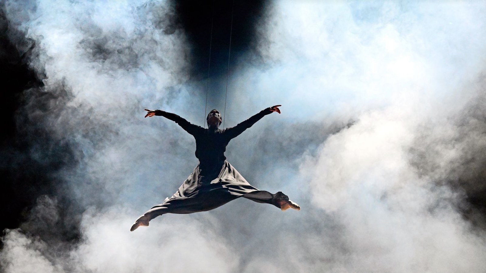 Friedemann Vogel tanzt in der jüngsten Premiere des Stuttgarter Balletts – aber wozu ist das gesellschaftlich gut?Foto: Stuttgarter Ballett/Roman Novitzky