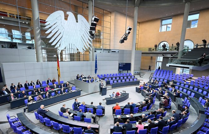 Der Bundestag hat ein Paket mit eine Reihe von Steuerentlastungen beschlossen. (Symbolbild)<span class='image-autor'>Foto: Elisa Schu/dpa</span>
