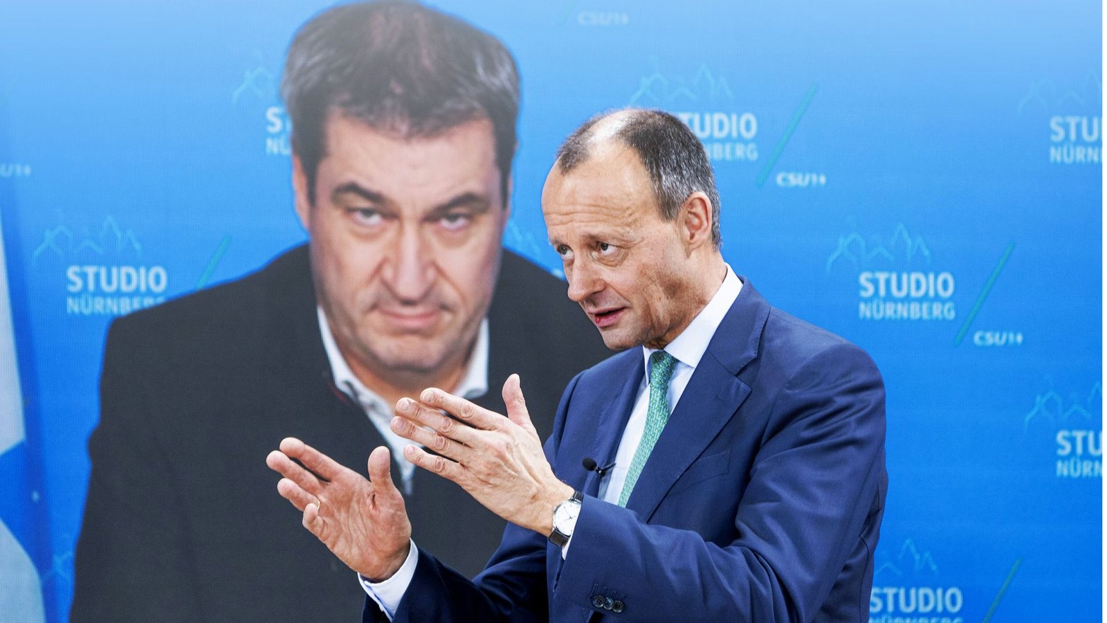 Markus Söder (CSU, links) und Friedrich Merz (CDU) sehen in den Grünen ihren Haupt­gegner. Das halten nicht alle für klug.Foto: imago/Chris Emil Janßen