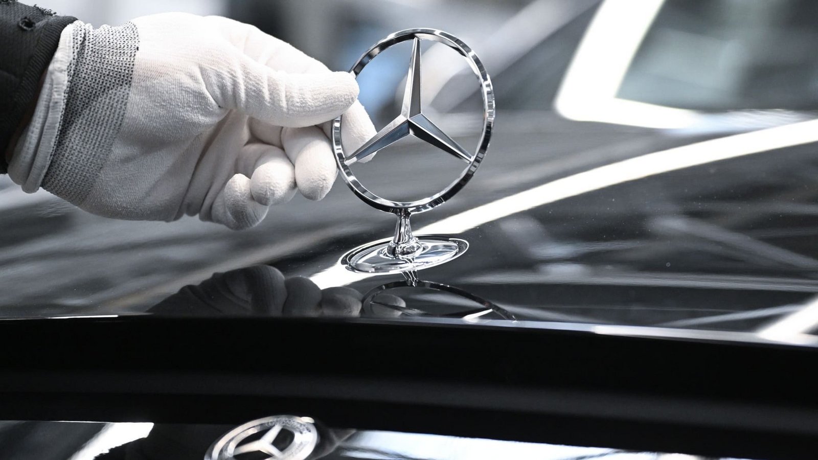 Mercedes-Benz: Gewinn im zweiten Quartal gestiegen. (Archivbild)Bernd Weißbrod/dpa